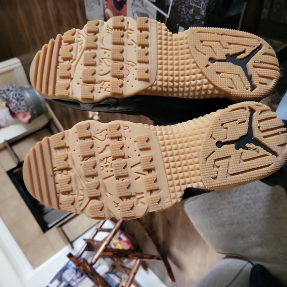 Jordan 9 Boot "Black Gum" - Picture 4 of 8